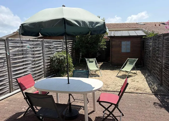 Charmante Maison Mitoyenne A Plage, Proche De La Pour Des En Famille - Fr-1-831-9