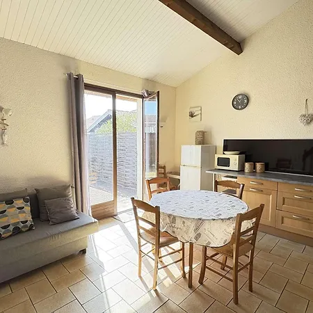 Дом отдыха Charmante Maison Mitoyenne A Plage, Proche De La Pour Des En Famille - Fr-1-831-9